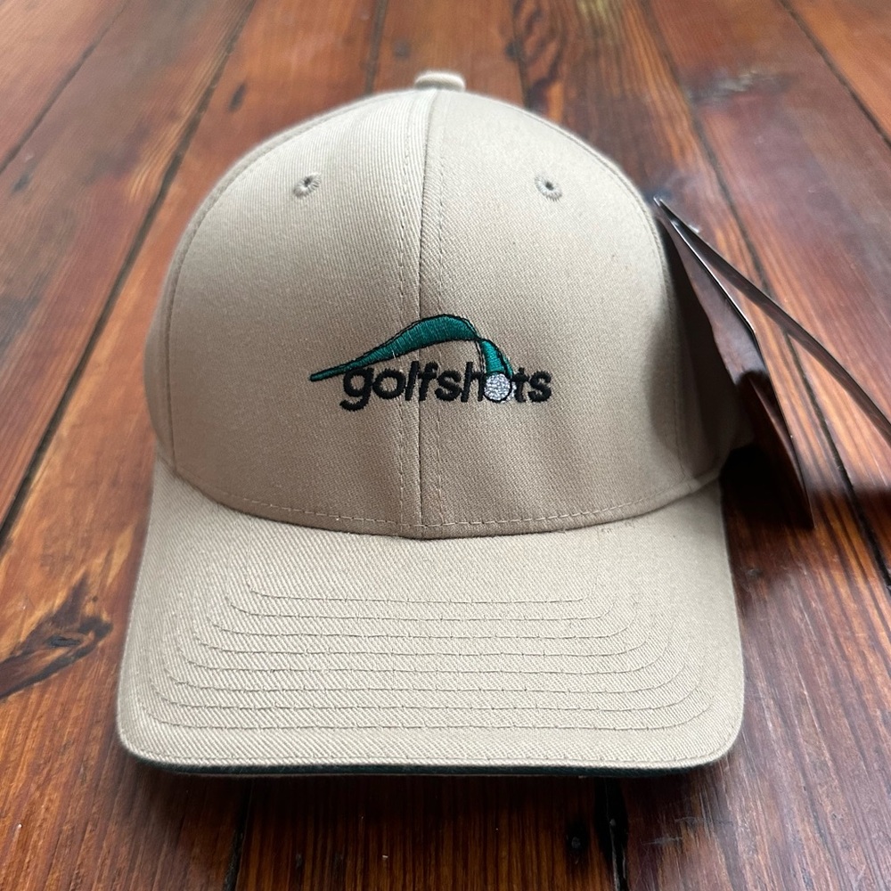 NWT Golfshots yupoong flexfit cream and green hat